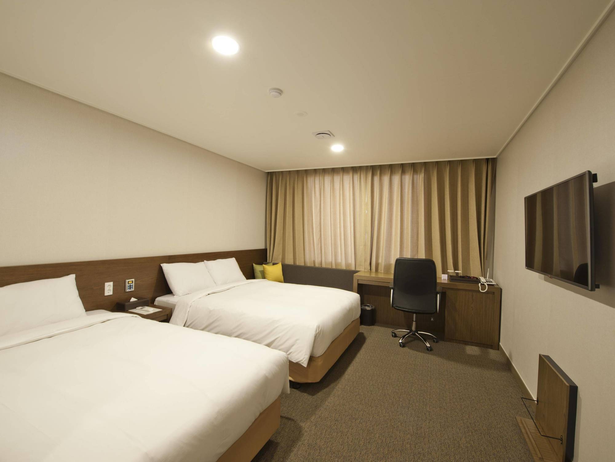 Jeonju Yeonghwa Hotel Eksteriør billede